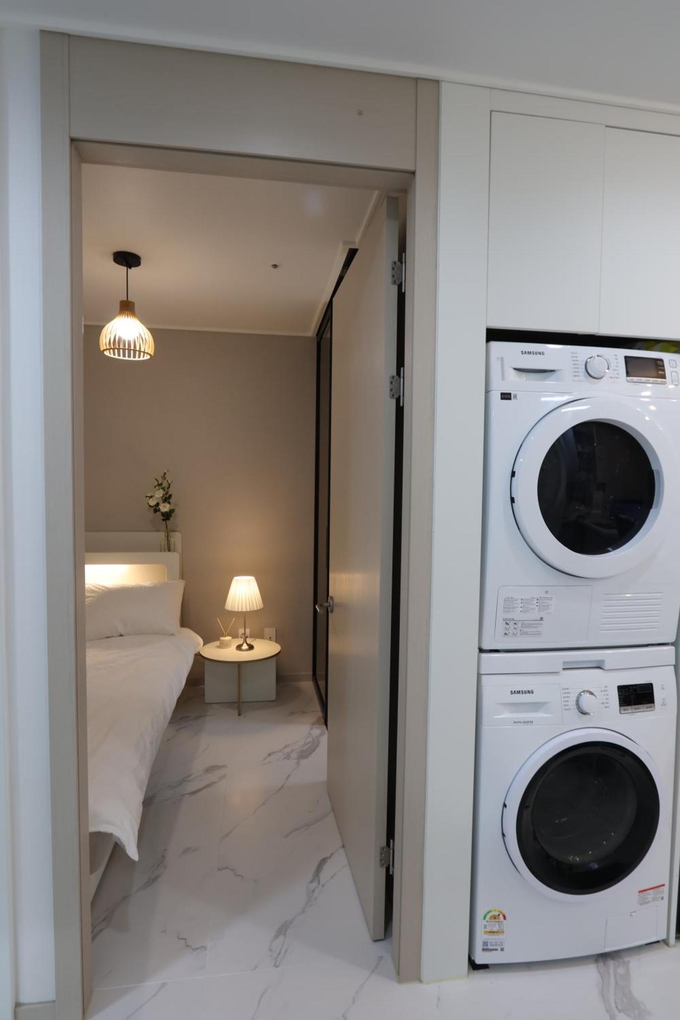Apartment Hall,central Seoul